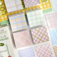 Trendi dekoratív modern színes papírok különböző motívumokkal kiemelve jegyzetek 200 db