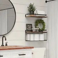 1 ks nástenná plávajúca polica z rustikálneho dreva do kúpeľne s košíkom na toaletný papier a držiak na uterák