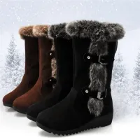Winter women's shoes - Comfortable and warm medium ankle boots with wedge sole and round toe