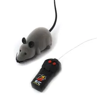 Elektronická RC myš pro kočky