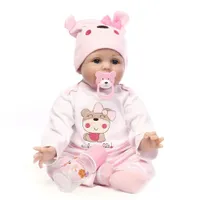 Realistická bábika bábätka