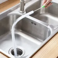 Kartáč na čištění potrubí a kanálků v koupelně nebo v kuchyni