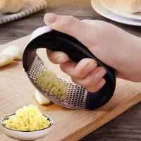 Practical garlic press