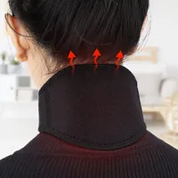 Self-heating necklace with magnets