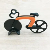 Bicycle pizza cutter