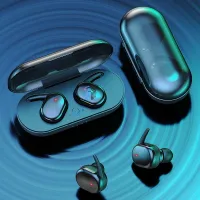 Bluetooth fülhallgató kúpos töltőtáskával