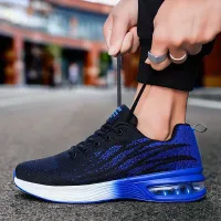 Sneakers for fitness with air cushion