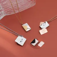 Necklace with locket in the shape of an opening envelope - Love You