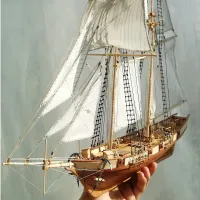 Drewniane łodzie żaglowe