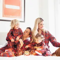 Christmas pyjamas for the whole family Rendano