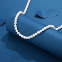Ladies elegant pearl necklace