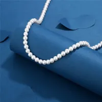 Collier élégant en perles pour femme