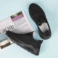 Men's breathable running shoes made of knitwear, comfortable anti-slip lace boots with soft sole
