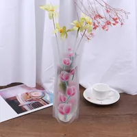 Folding vase