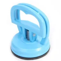 Suction cup for repairing dents Dentist