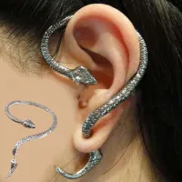 Snake earrings all over Mi134's ear