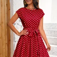 Robe à pois, à manches courtes - Robe d'été décontractée pour femmes