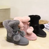 Winter snow shoes for women with warm stuffed animals, suede, comfortable and with decorative pompoms