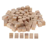 Set de cuburi moderne simetrice din lemn ideal pentru crearea Caratacos