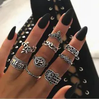 Women's Set of Stylish Rings - 9 pcs (silver)