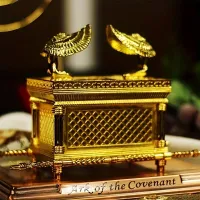 1pc Figure Ark Of The Covenant Golden Copper Stand Reply Jerusalem Statue Jewish Witness Judaica Gift (M/L/XL)