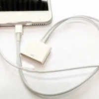 Adaptér vor Apple iPhone 30pin na Lightning / 3,5mm Klinke