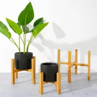 Wooden standing tray for pot
