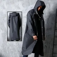 Stylish waterproof extended coat with lining for outdoor activities