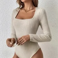 Women's single-colored points with long sleeve and narrow cut, ribbed knitwear with round neckline, ideal for casual style