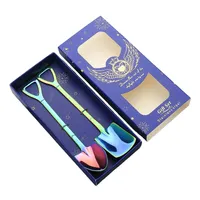 Linguri în formă de lopată și coasă în cutie cadou