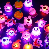 Halloween glow badges 5 pcs