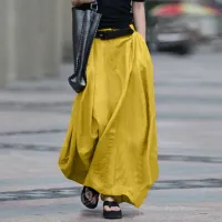 Štíhlá a všestranná dlouhá sukně A-line s vysokým pasem