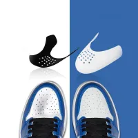 Praktické plastové výztuže do špiček bot proti vytváření ohybů z chůze - několik variant Andrej