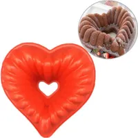 Heart-shaped mould for bundt cake