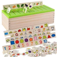 Educational sorting box with pictures