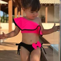 Maillot de bain deux pièces mignon pour enfant avec épaule dénudée