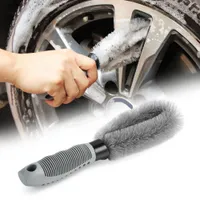 Tyre cleaning brush